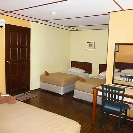 D'Coconut Island Resort Besar Island  Exteriör bild